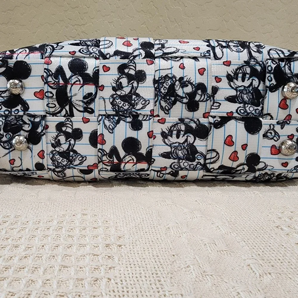 Disney Couture Mickey Minnie Sweethearts Love Black White Purse Harveys Seatbelt